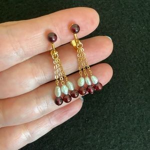 AVON natural garnet & freshwater pearl clip on earrings.